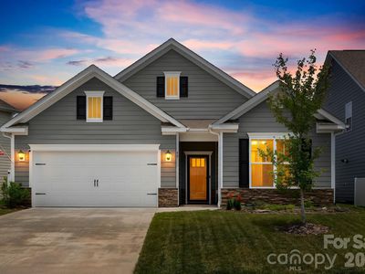 48 Thornberry Rd, Hendersonville, NC, 28792