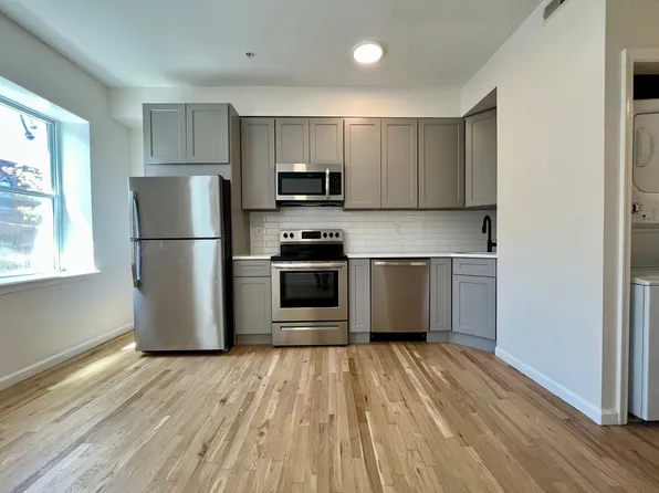 Master St W 2131, 2131 W Master St APT 2, Philadelphia, PA 19121