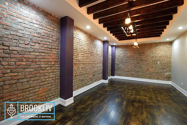 Rented by null | media 25