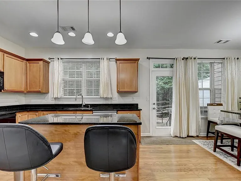 2602 Pierce Brennen Ct — Photo 20