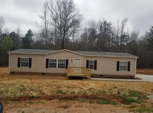 18 Sarah Ct, Simpsonville, SC 29680