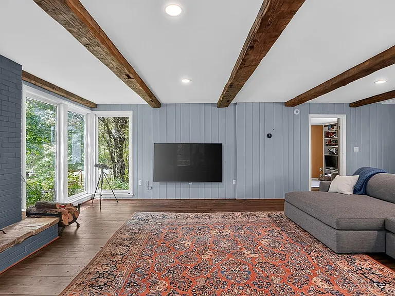 2312 Godfrey Rd — Photo 8