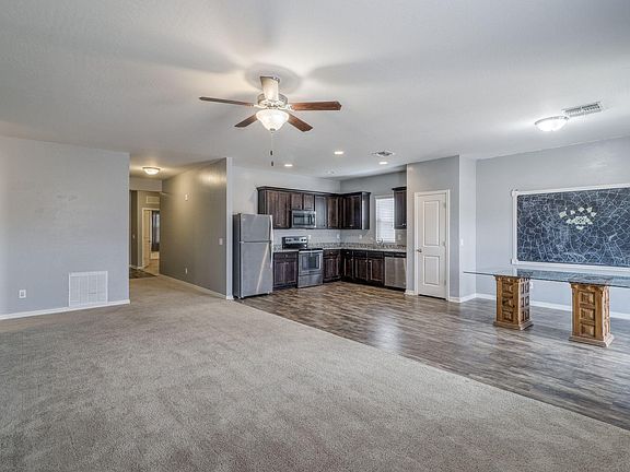 4th image of 2648 E Omega Dr