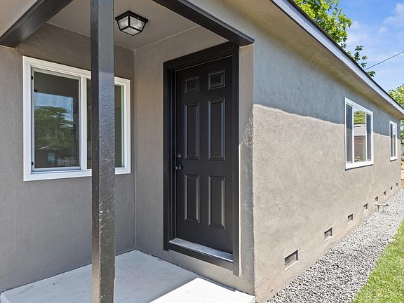 4th image of 4803 Section Ave
