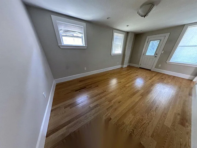 38 Frankfort St #3 — Photo 18