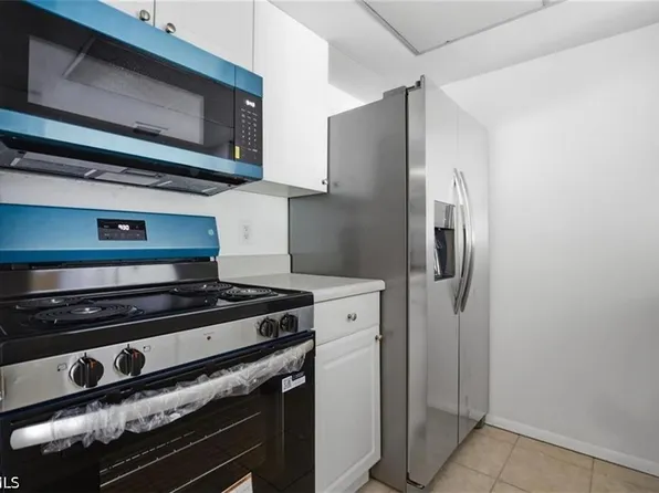 3704 Broadway APT 310, Fort Myers, FL 33901