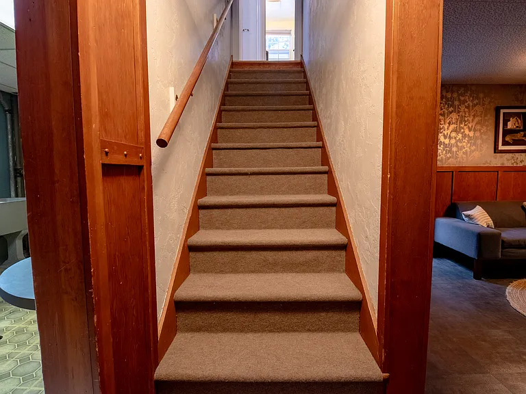 1527 NE 64th Ave — Photo 10