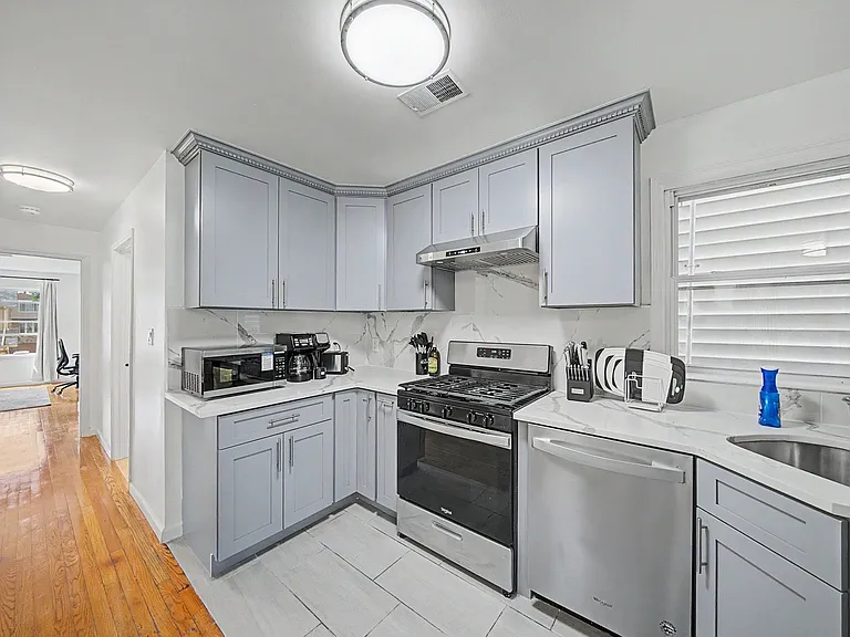 315 Cross St — Photo 13