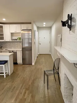 Rented by Sandra Greer Real Estate | media 2