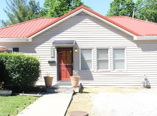 21 White Ave, Mount Sterling, KY 40353