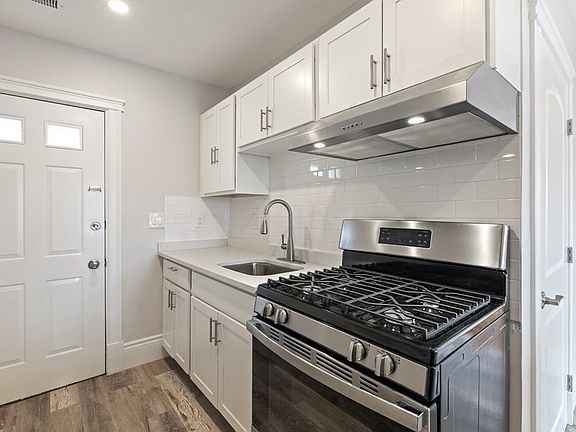 4th image of 9 Kimball St #2R