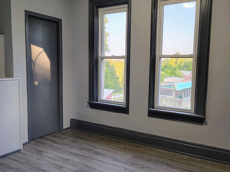 5363 Davis Dr — Photo 27