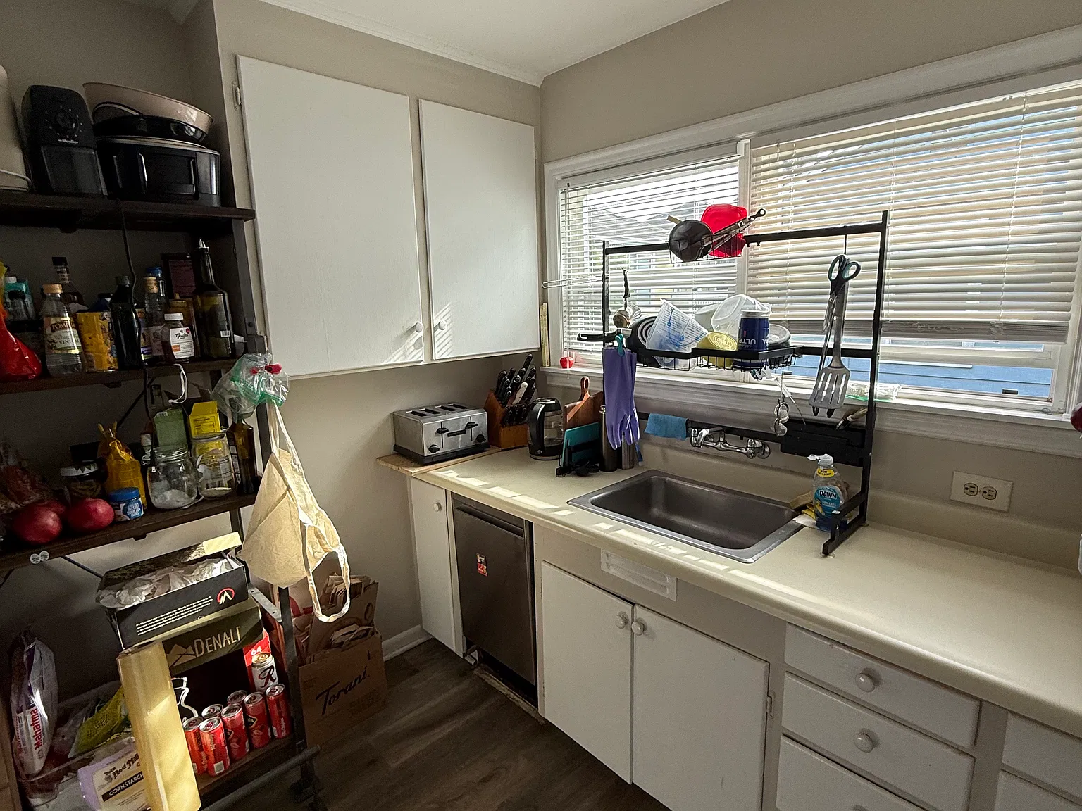 2 bed, 800 sqft, $2,100 — Photo 4