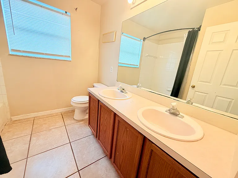 4208 Lugano Ct — Photo 18