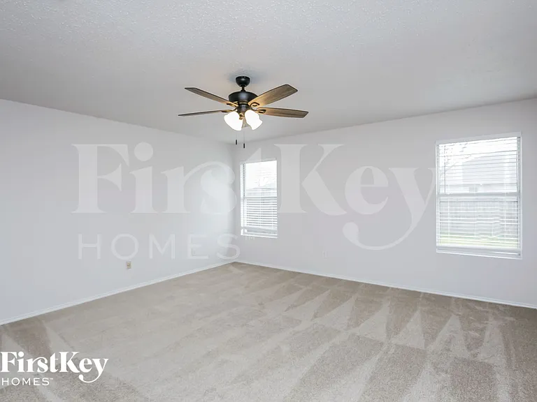5308 Newcastle Ln — Photo 8