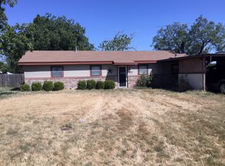105 Hickory St, Roscoe, TX 79545