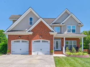 38 Sycamore Dr, Chickamauga, GA 30707