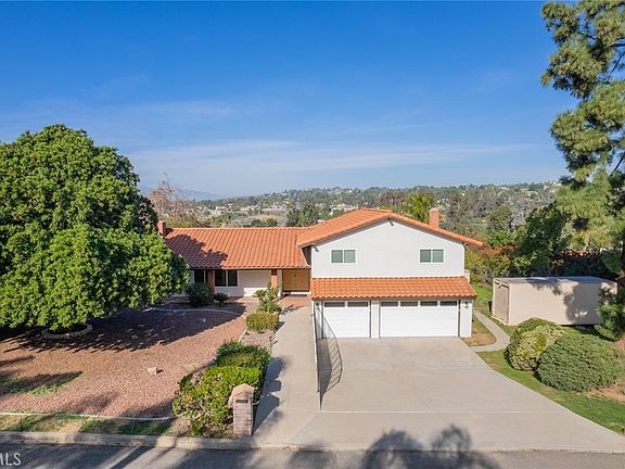 4th image of 15750 Pounders Dr