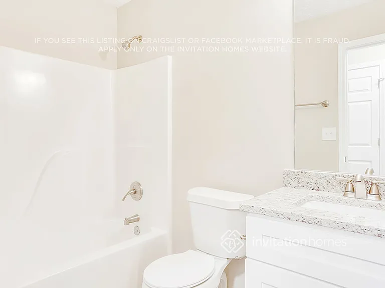 308 Devonshire Dr — Photo 21