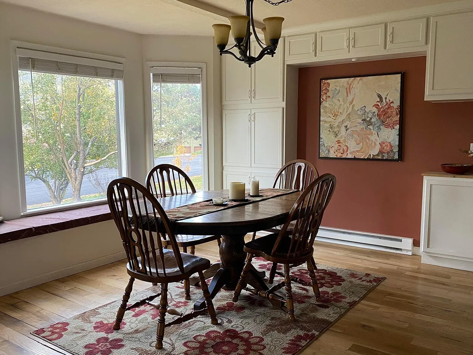 92 Whispering Pines Cir — Photo 3
