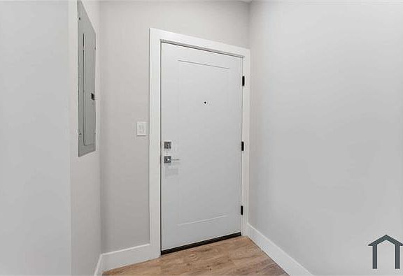 2nd image of 1627 Benning Rd NE #103