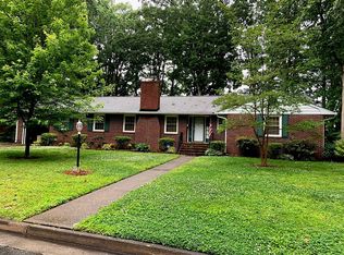 108 Booth Rd, Newport News, VA 23606