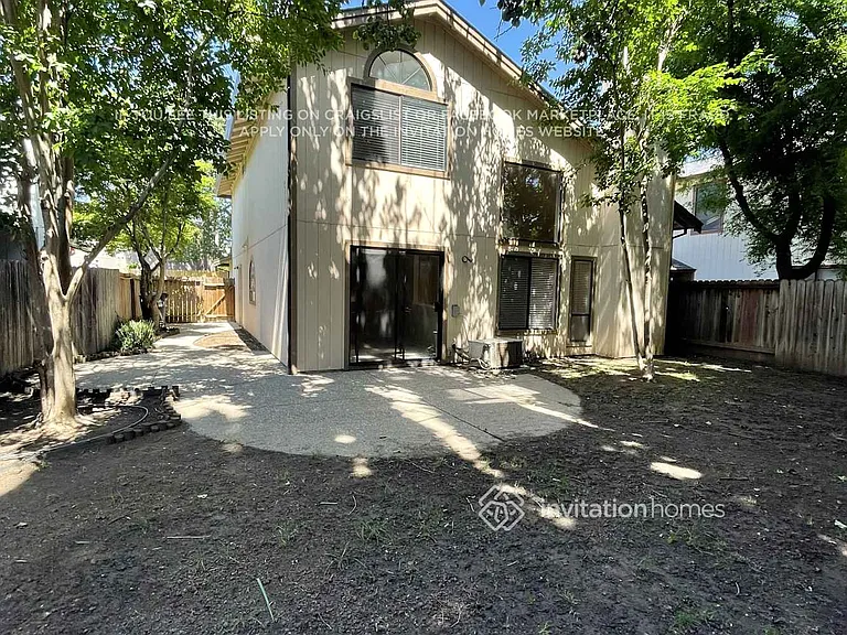 3704 Pinehill Way — Photo 13