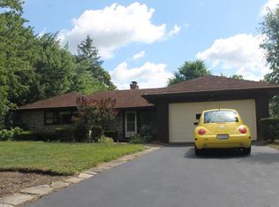2633 Brentwood Rd, Beachwood, OH 44122
