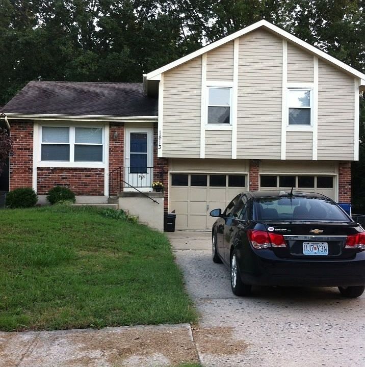 1st image of 1813 Cemco Dr