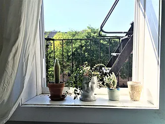 Rented by The Hamilton Group