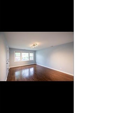 2nd image of 14329 Park Ave #1