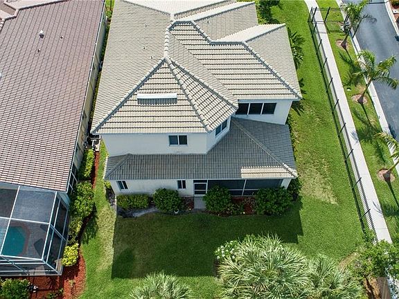 4th image of 9310 Belleza Way