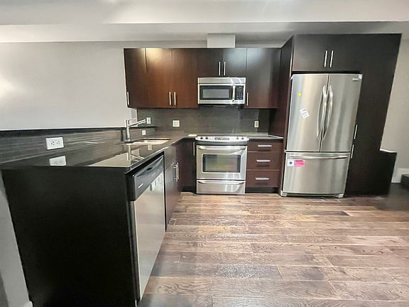 5th image of 10811 72nd Ave NW #111