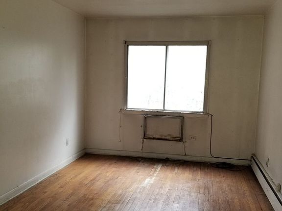 5th image of 3854 Bailey Ave