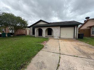 1422 Kappa St, Pasadena, TX 77504