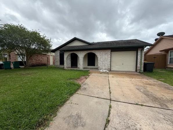 1422 Kappa St, Pasadena, TX 77504