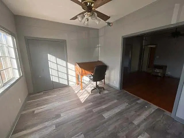4 bed, 2000 sqft, $1,800 — Photo 3