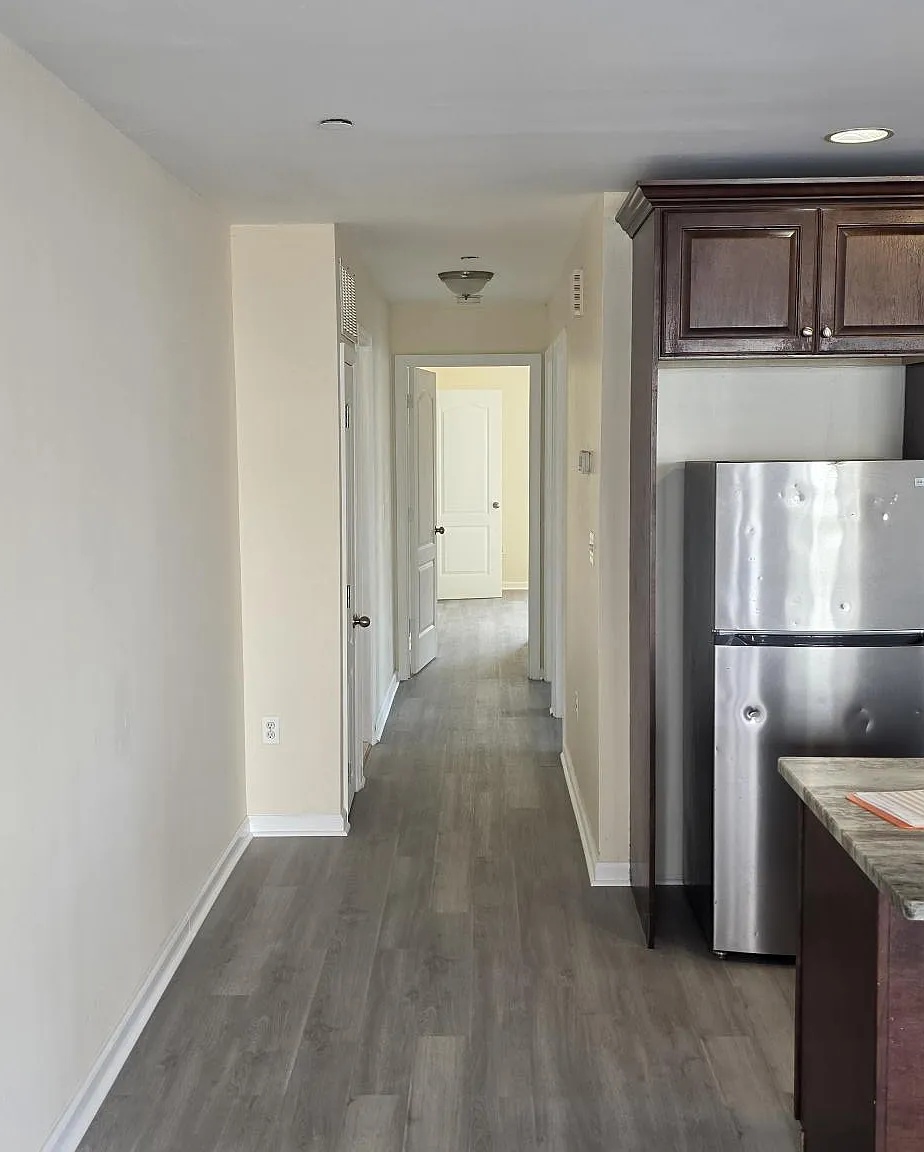 3 bed, $3,396 — Photo 2