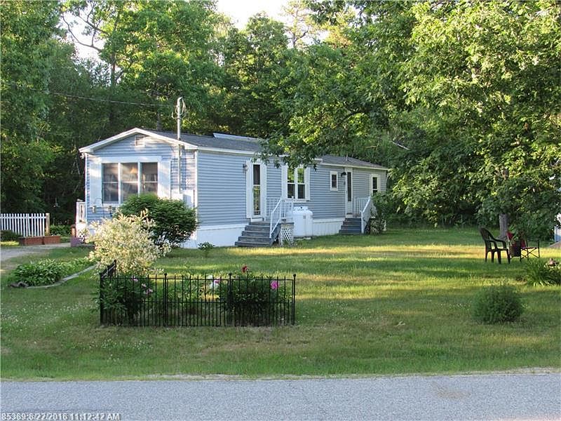 1st image of 22 Oakwood Dr
