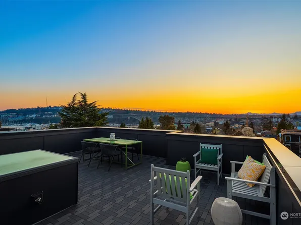 1717 N 36th Street, Seattle, WA 98103