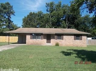 8123 Carrie Dr, Benton, AR 72019