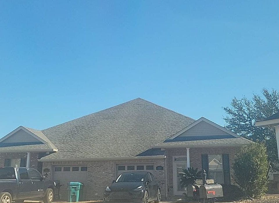 1st image of 706 W Howze Beach Rd