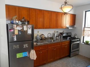 114 7th Ave #2R, Brooklyn, NY 11215