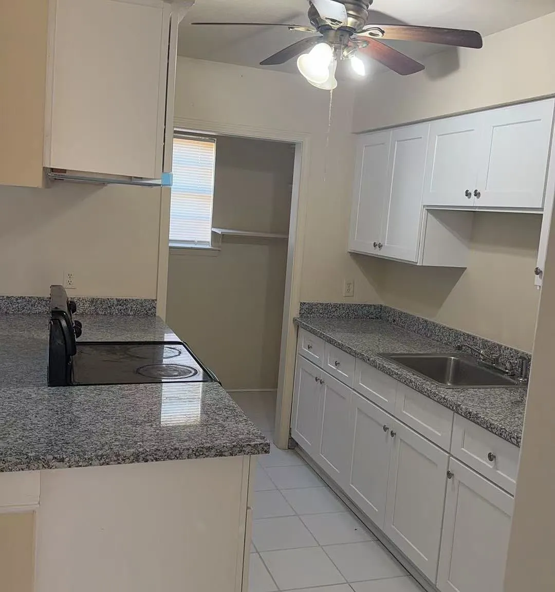 2 bed, 1.5 bath, 1000 sqft, $1,350 — Photo 1