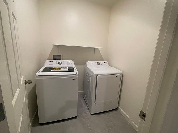 2nd image of 811 Remington Green Dr SE