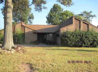 4910 Tupelo St, Beaumont, TX 77708