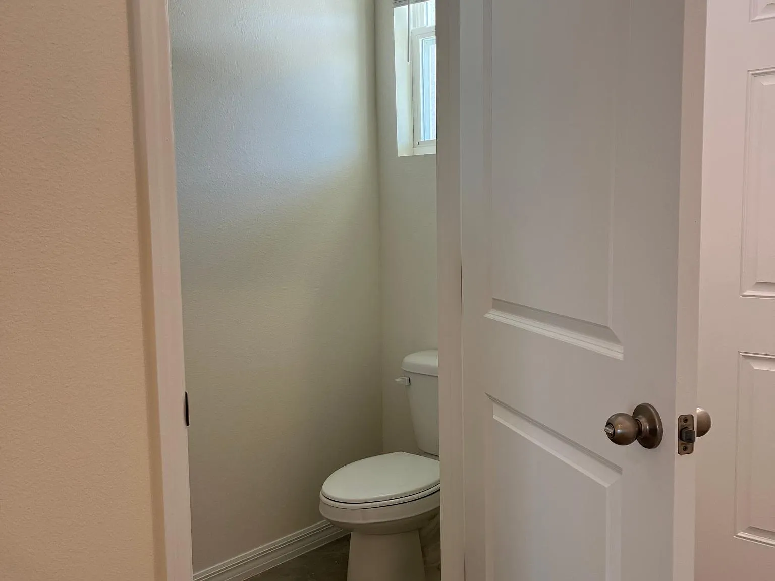 3 bed, 2.5 bath, 1758 sqft, $2,250 — Photo 4