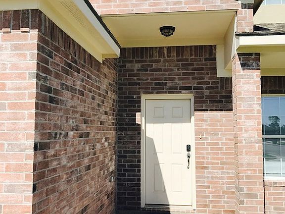 2nd image of 2405 Hibiscus Ave