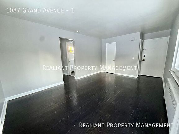 3rd image of 1087 Grand Ave #1