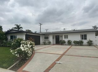 1672 Rainbow Dr, Santa Ana, CA 92705